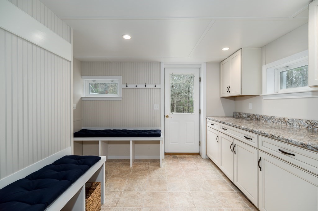 12 Donald Road Hamilton, MA 01982 - Photo 22 of 32 Gallery Image 22