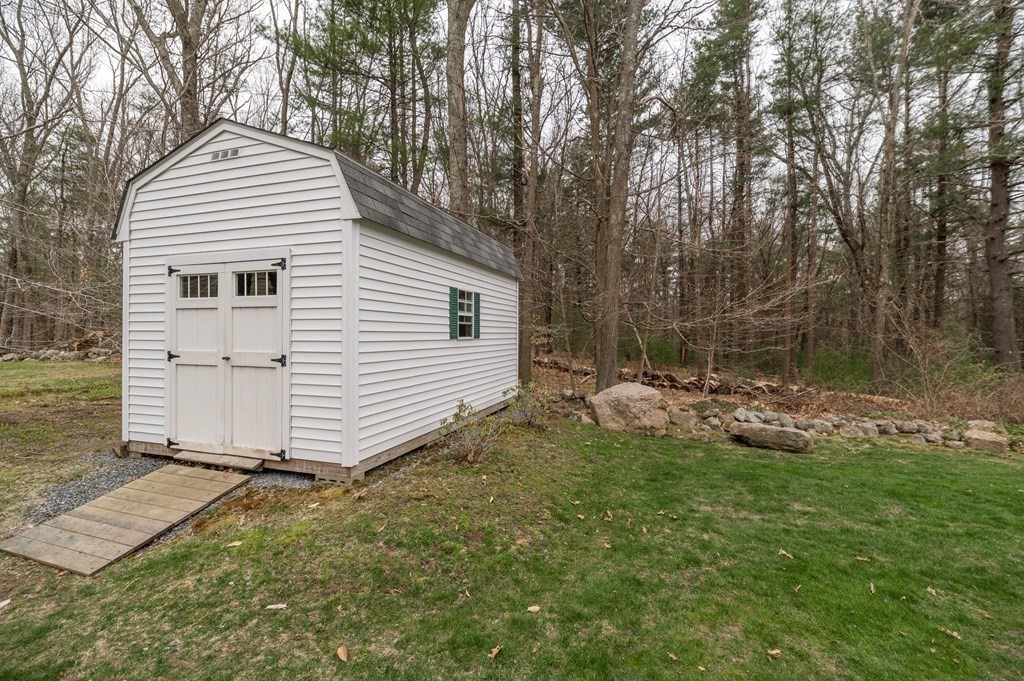12 Donald Road Hamilton, MA 01982 - Photo 30 of 32 Gallery Image 30