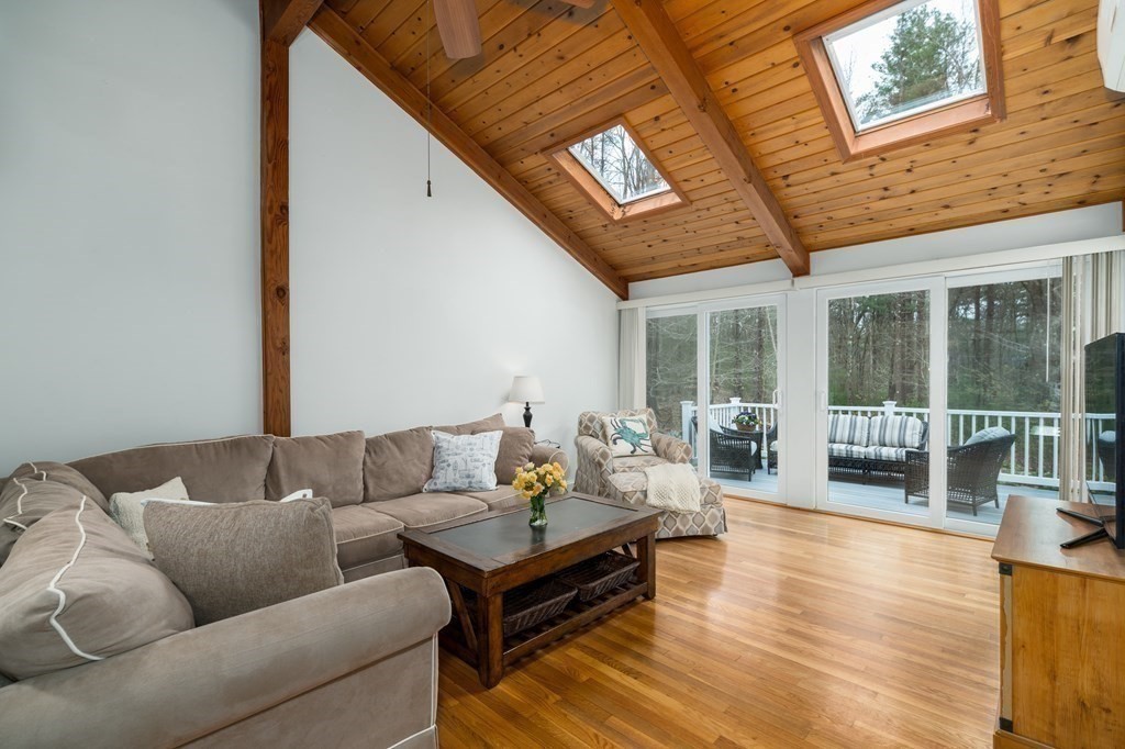 12 Donald Road Hamilton, MA 01982 - Photo 8 of 32 Gallery Image 8