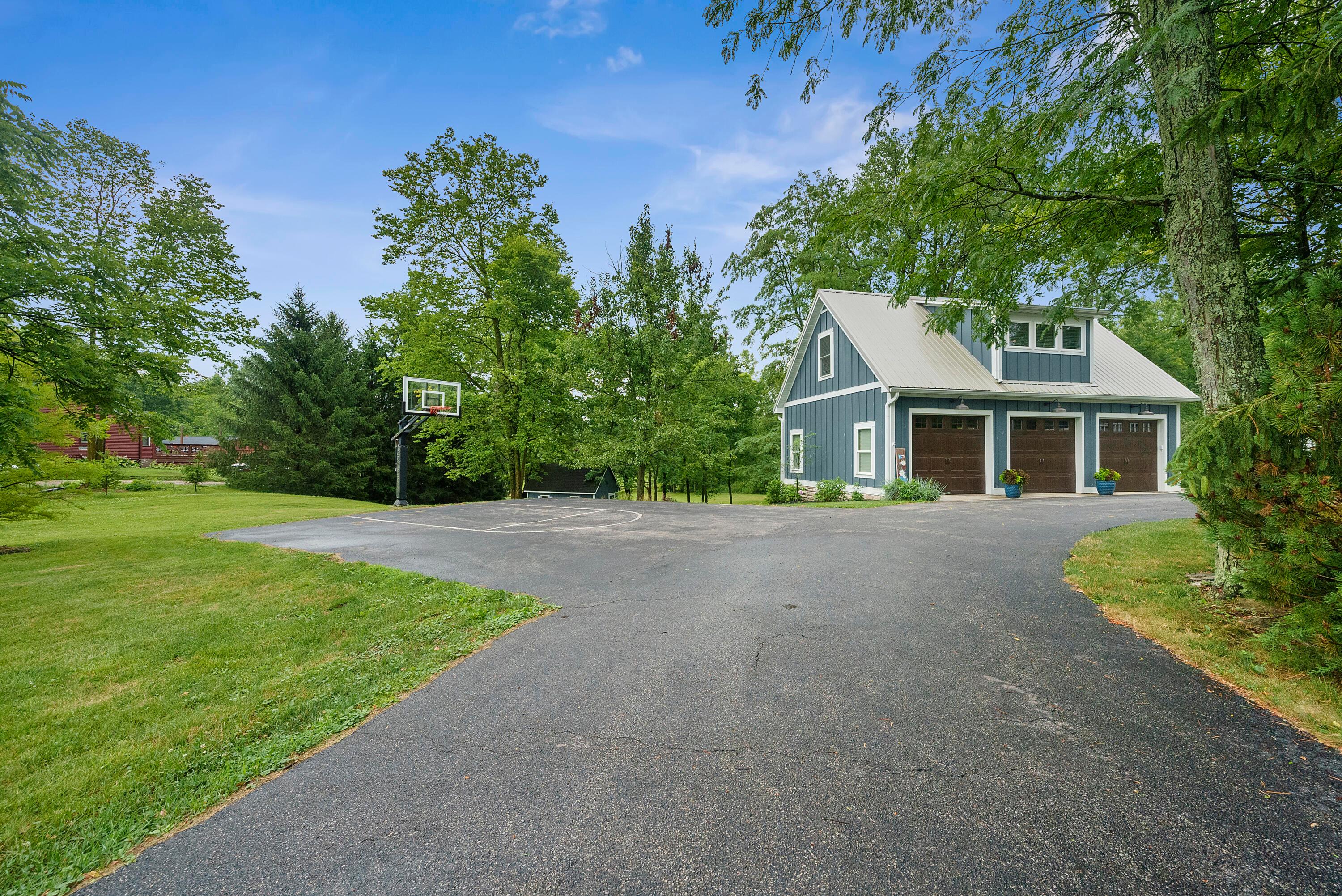 9571 Fontanelle Road Ostrander, OH 43061 - Photo 4 of 104 DSC09819
