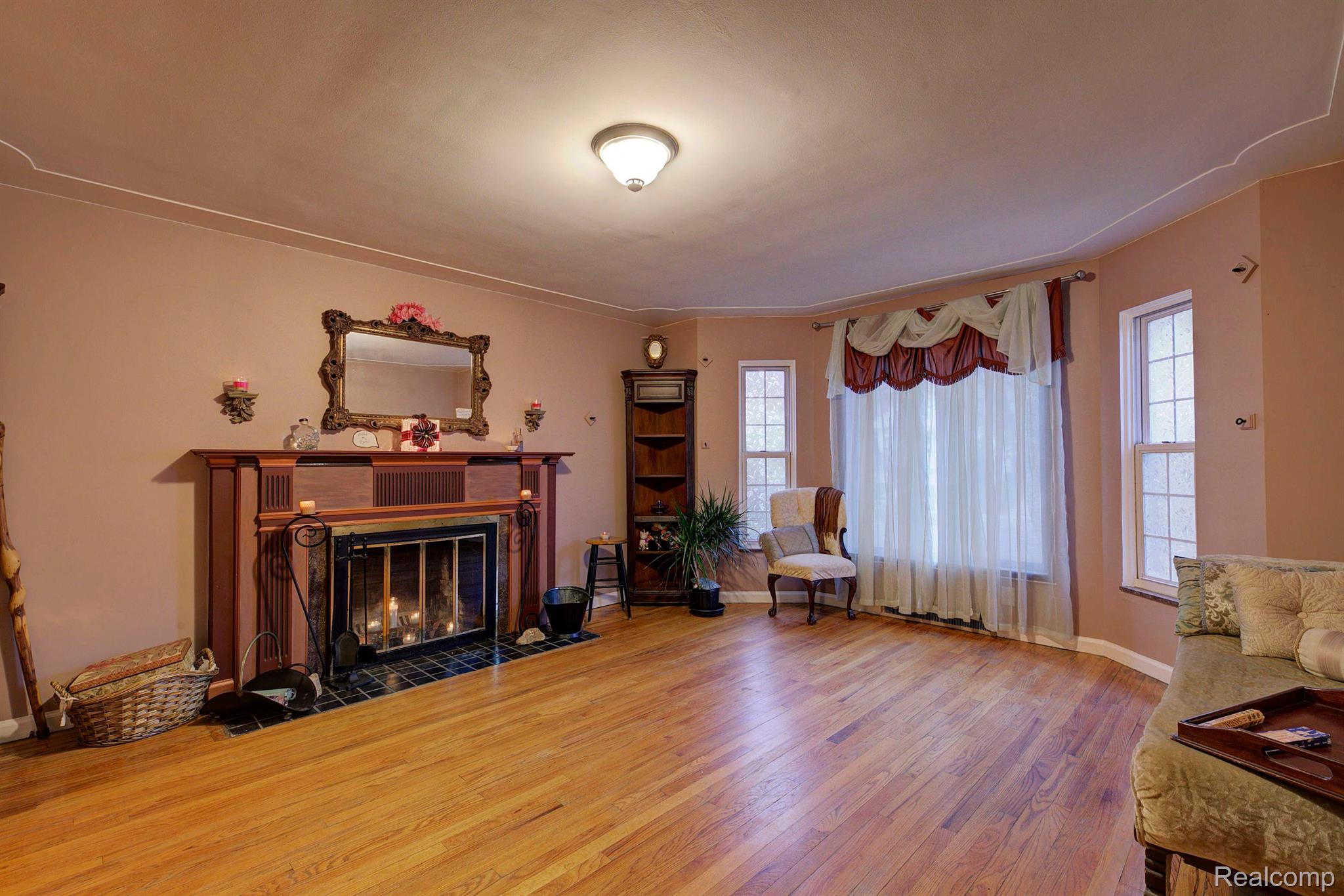 167 Mohawk Road Pontiac, MI 48341 - Photo 12 of 63 Gallery Image 12