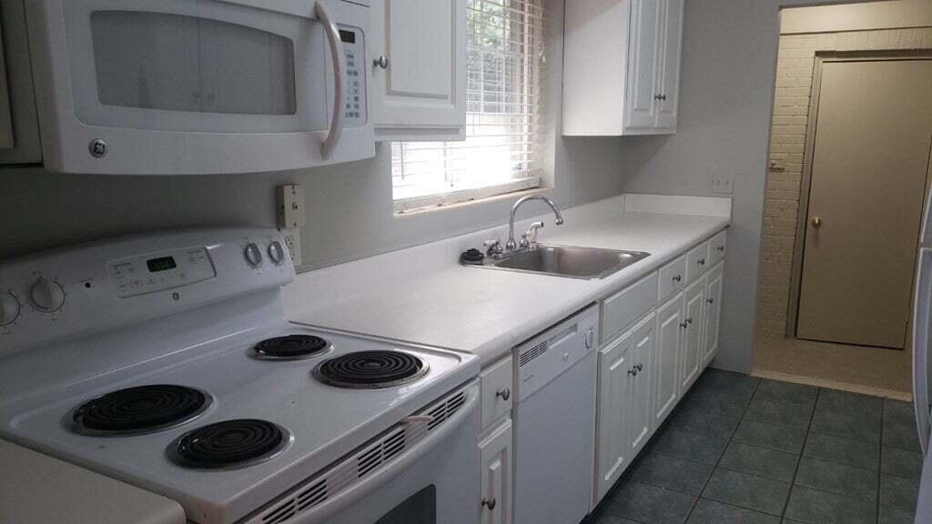 2404 Hiawassee Road Augusta, GA 30904 - Photo 3 of 13 kit1