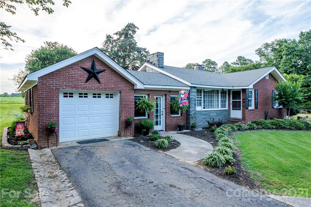 24469 Canton Road Albemarle, NC 28001 - Photo 2 of 29 Gallery Image 2