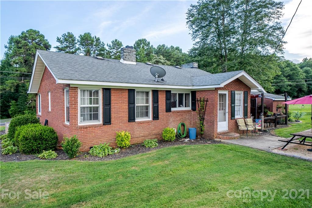 24469 Canton Road Albemarle, NC 28001 - Photo 5 of 29 Gallery Image 5