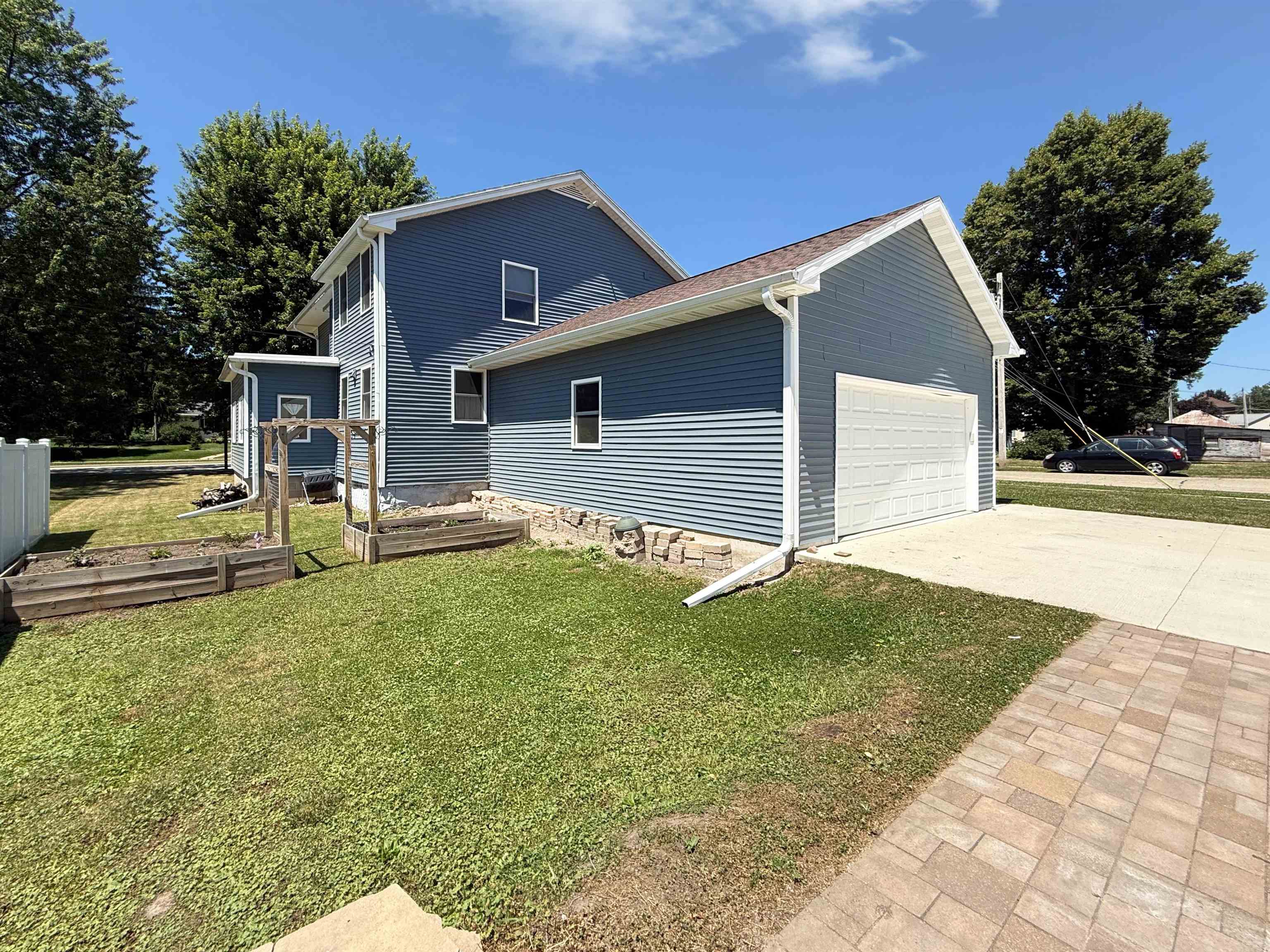 442 North Monroe Street Waterloo, WI 53594 - Photo 5 of 67