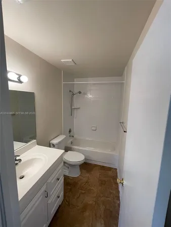 $1,999 | 6031 Southwest 36th Court, Davie, FL 33314