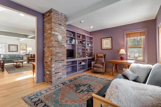 $820,000 | 565 Main Street, Warren, VT 05674