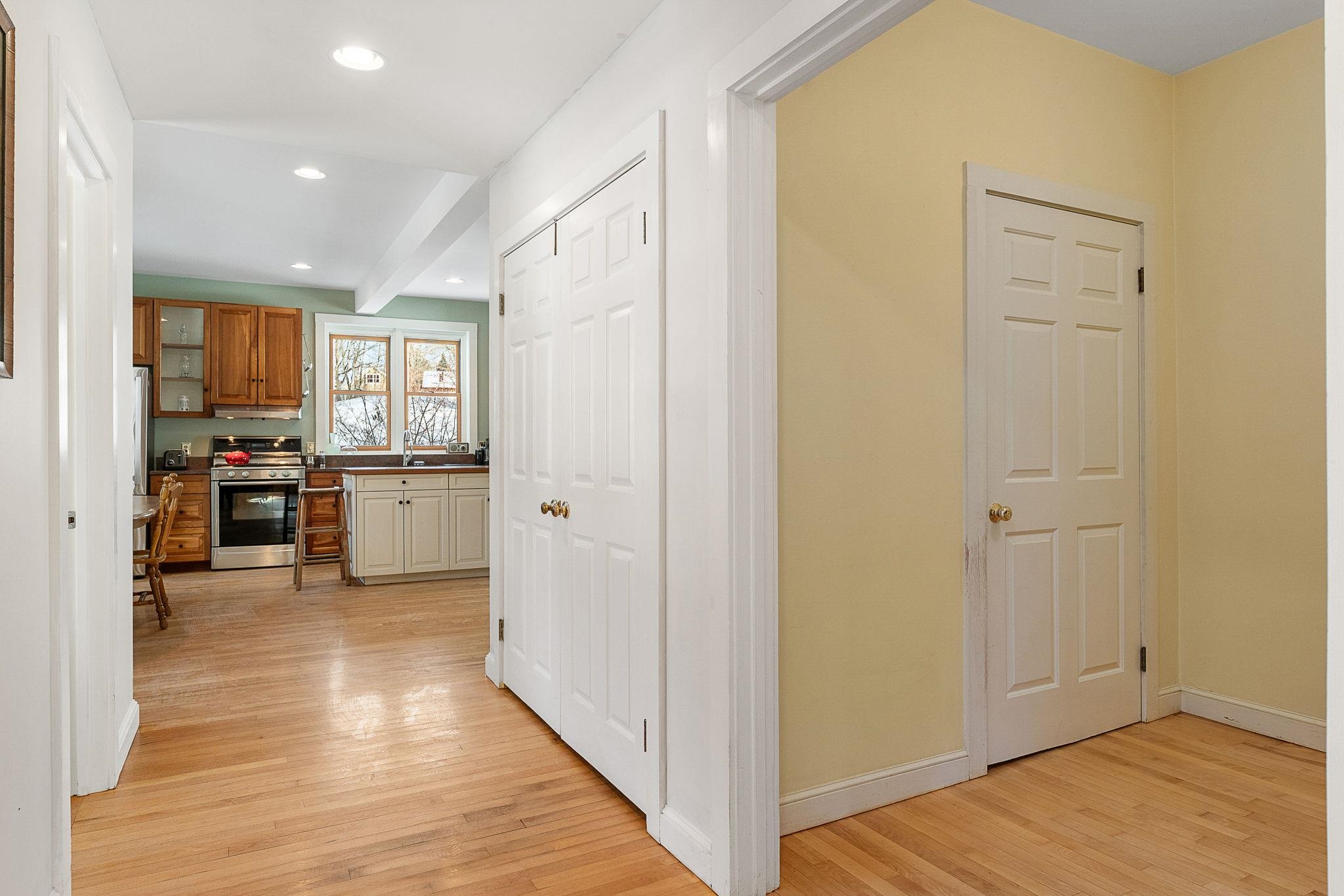 565 Main Street Warren, VT 05674 - Photo 20 of 48