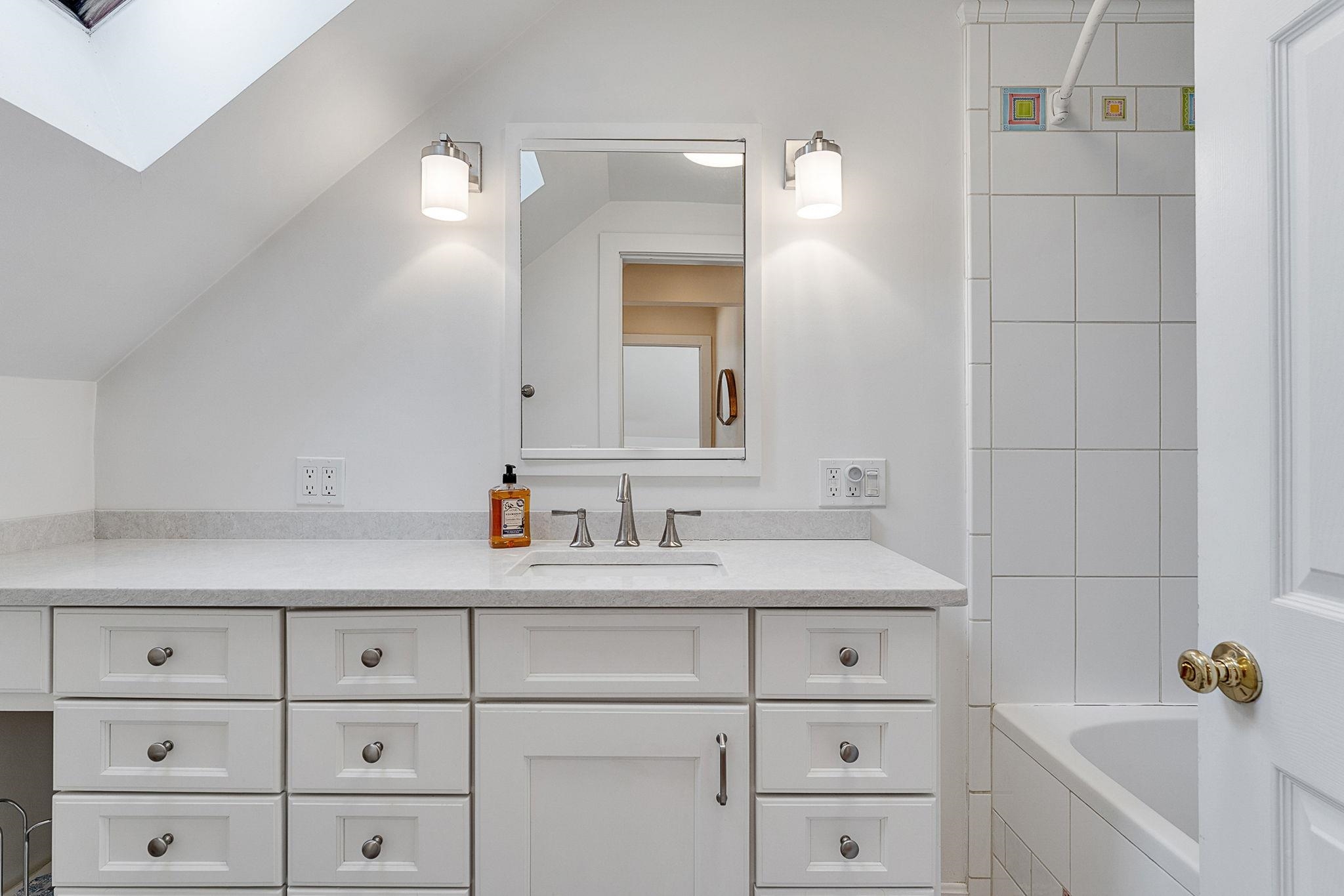 565 Main Street Warren, VT 05674 - Photo 31 of 48