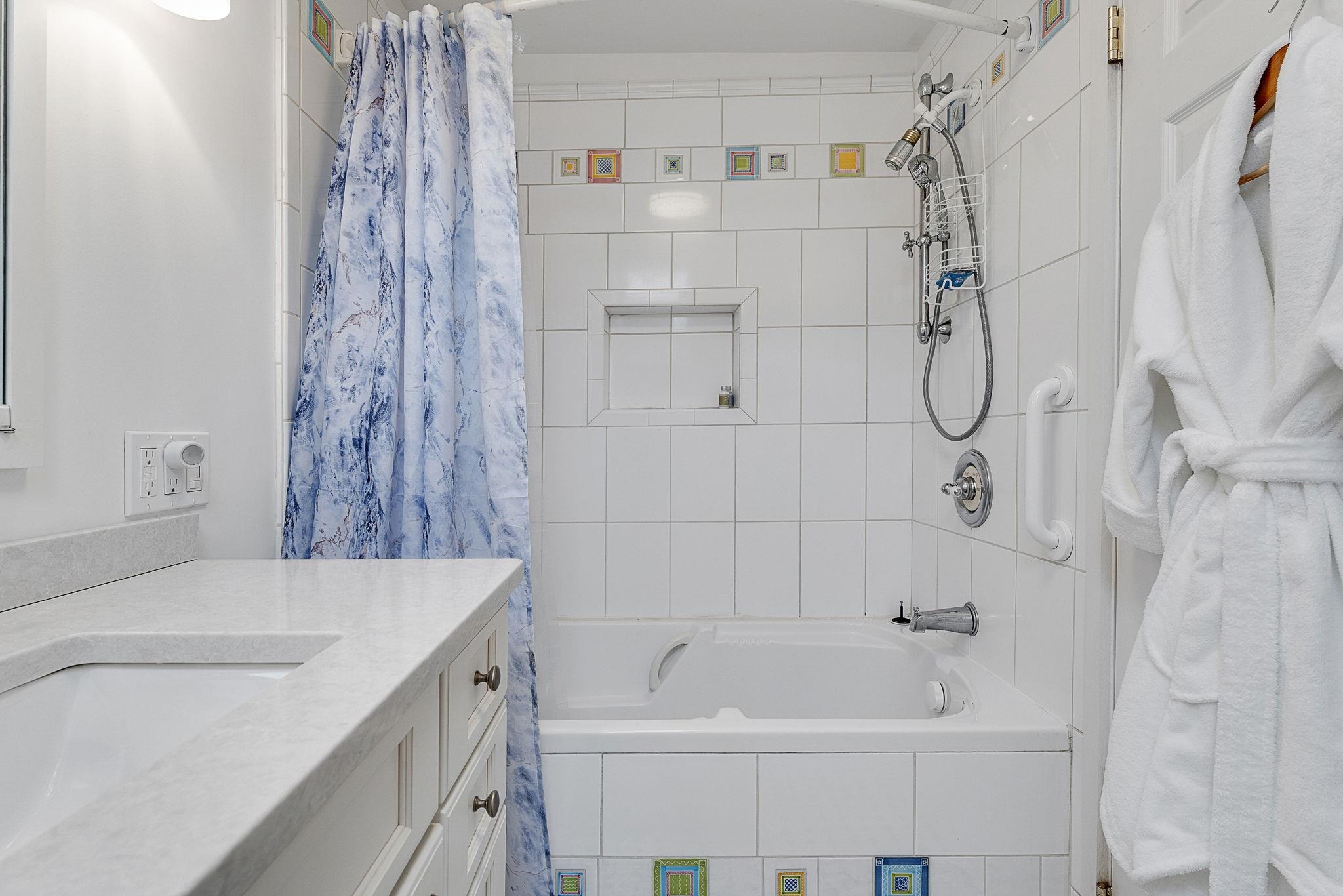 565 Main Street Warren, VT 05674 - Photo 32 of 48