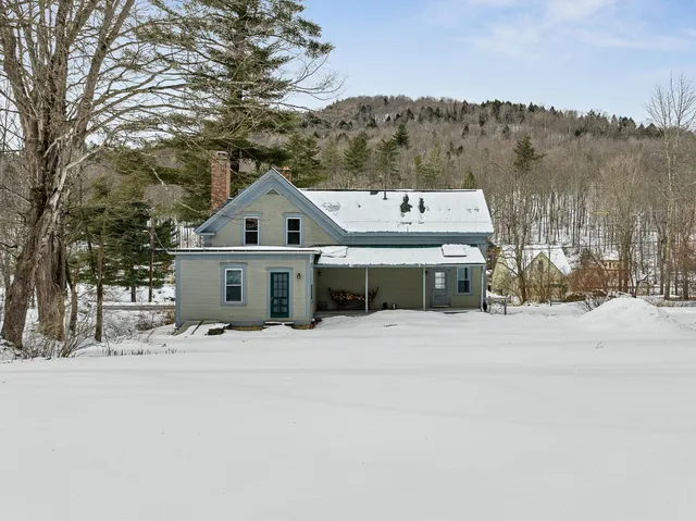 $820,000 | 565 Main Street, Warren, VT 05674