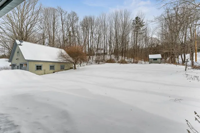$820,000 | 565 Main Street, Warren, VT 05674