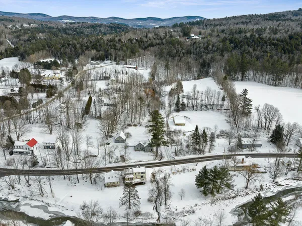 $820,000 | 565 Main Street, Warren, VT 05674