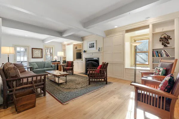 $820,000 | 565 Main Street, Warren, VT 05674