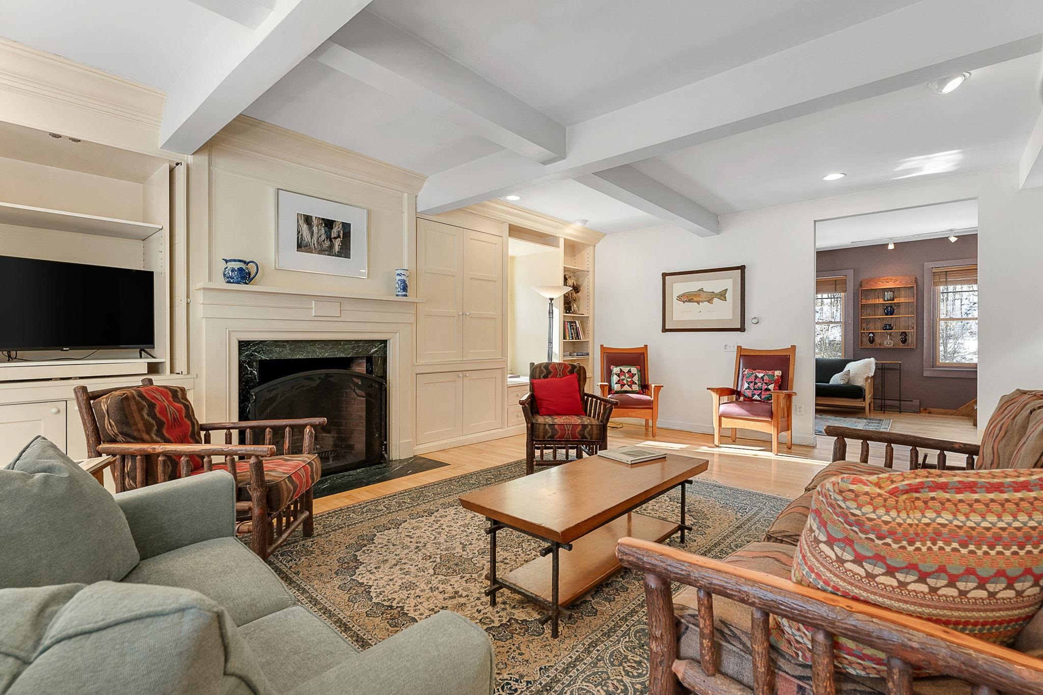 565 Main Street Warren, VT 05674 - Photo 10 of 48