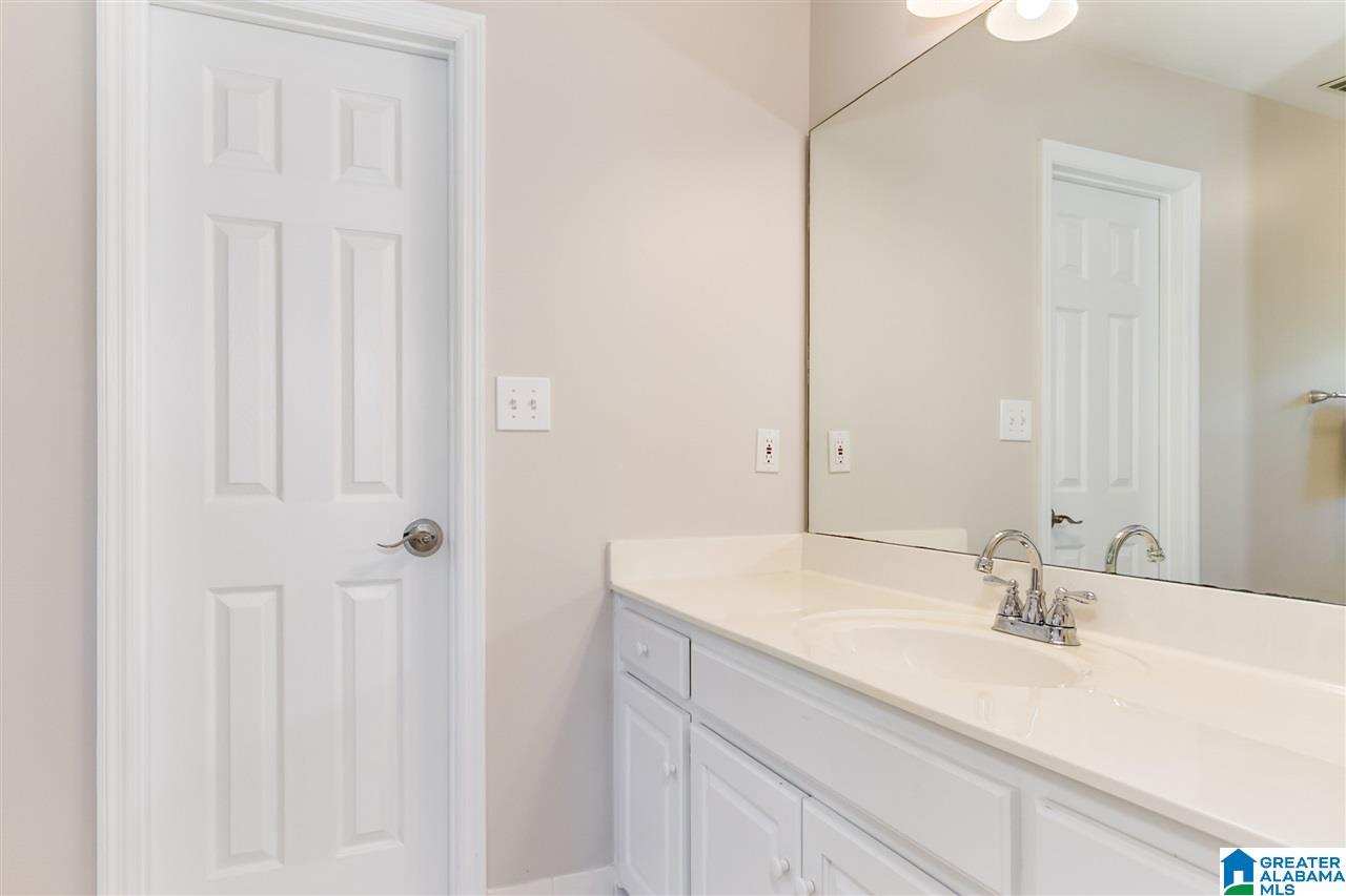 1333 Forest Ridge Court Birmingham, AL 35226 - Photo 29 of 41