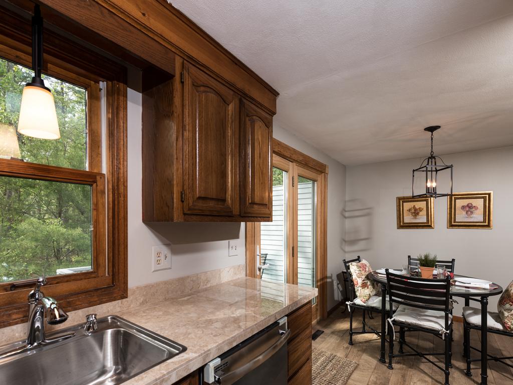 78 Norton Road, Unit 2 Kittery, ME 03904 - Photo 5 of 27