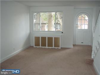 30 Springton Road Upper Darby, PA 19082 - Photo 3 of 4 Living Room
