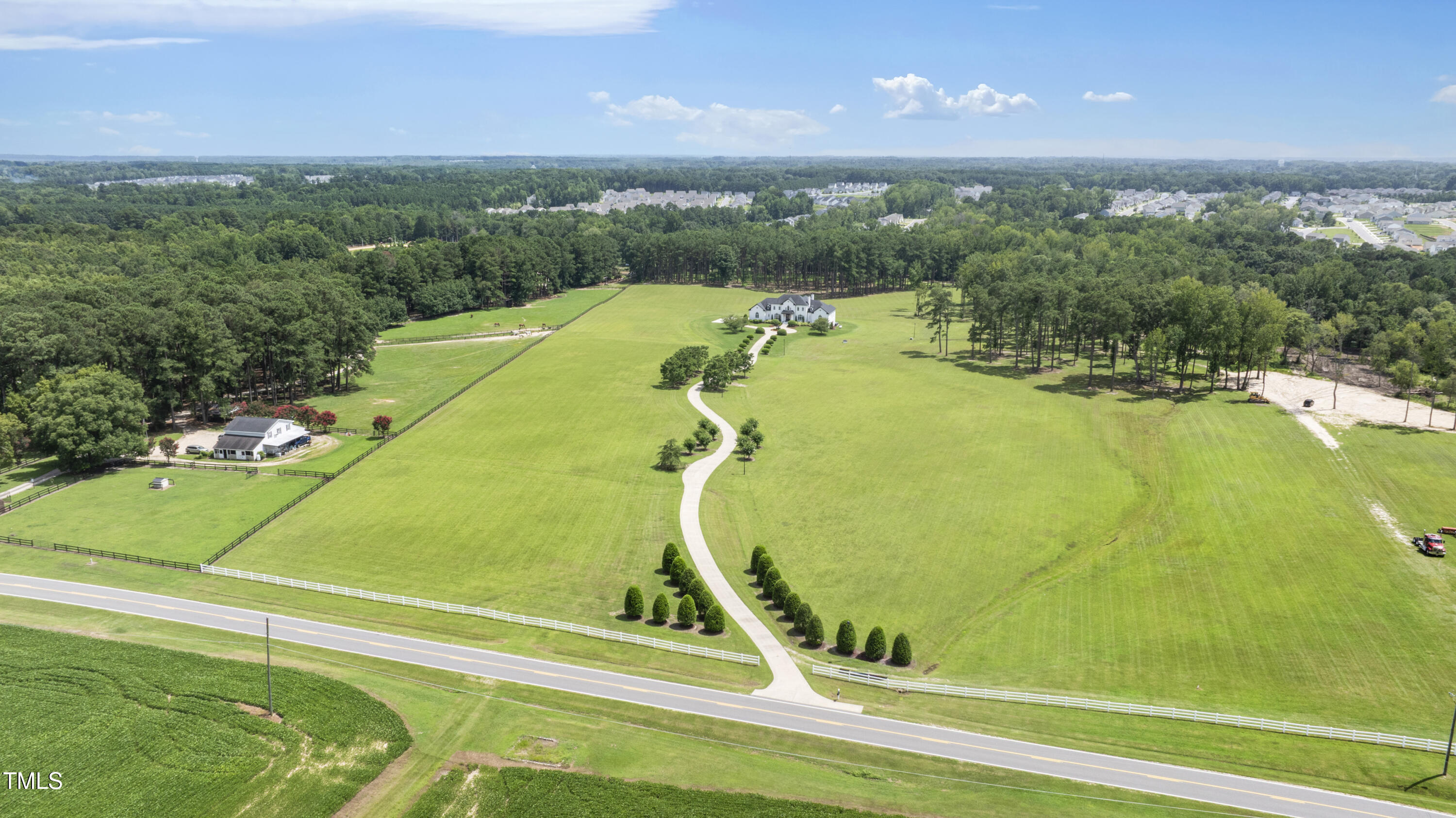 9820 Debnam Road Zebulon, NC 27597 - Photo 4 of 68 01-135