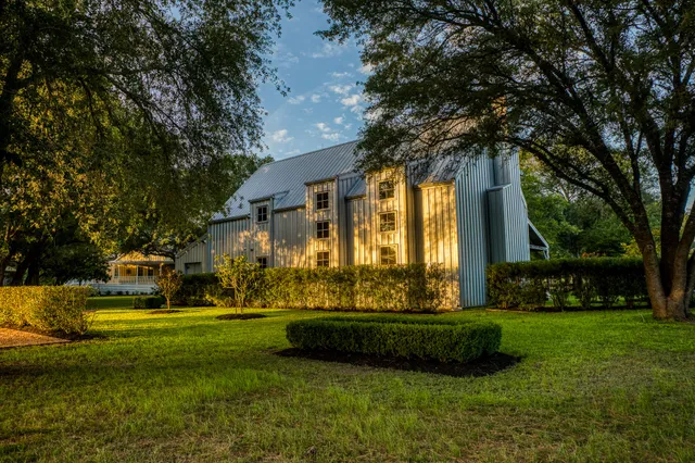 $3,650,000 | 1585 Round Top Road, Round Top, TX 78954