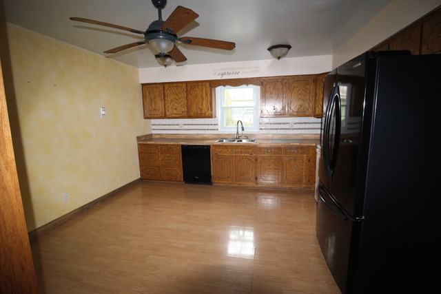 620 Southgate Road New Lenox, IL 60451 - Photo 4 of 23
