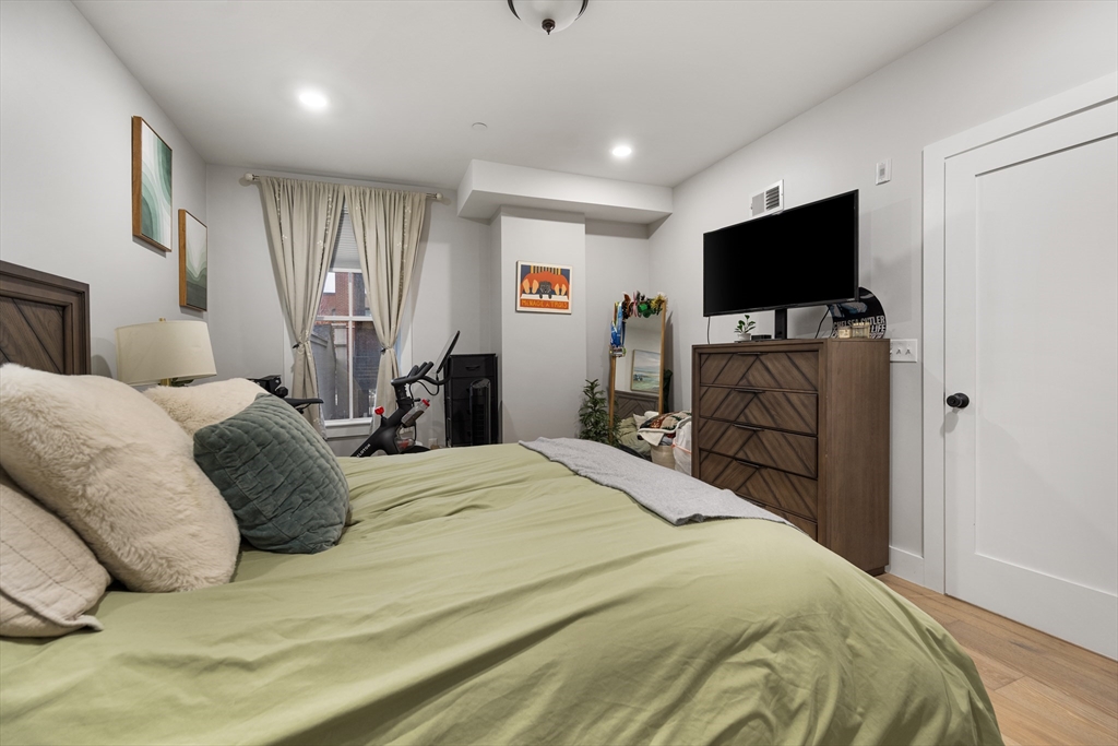 300 Somerville, Unit D Somerville, MA 02143 - Photo 11 of 12