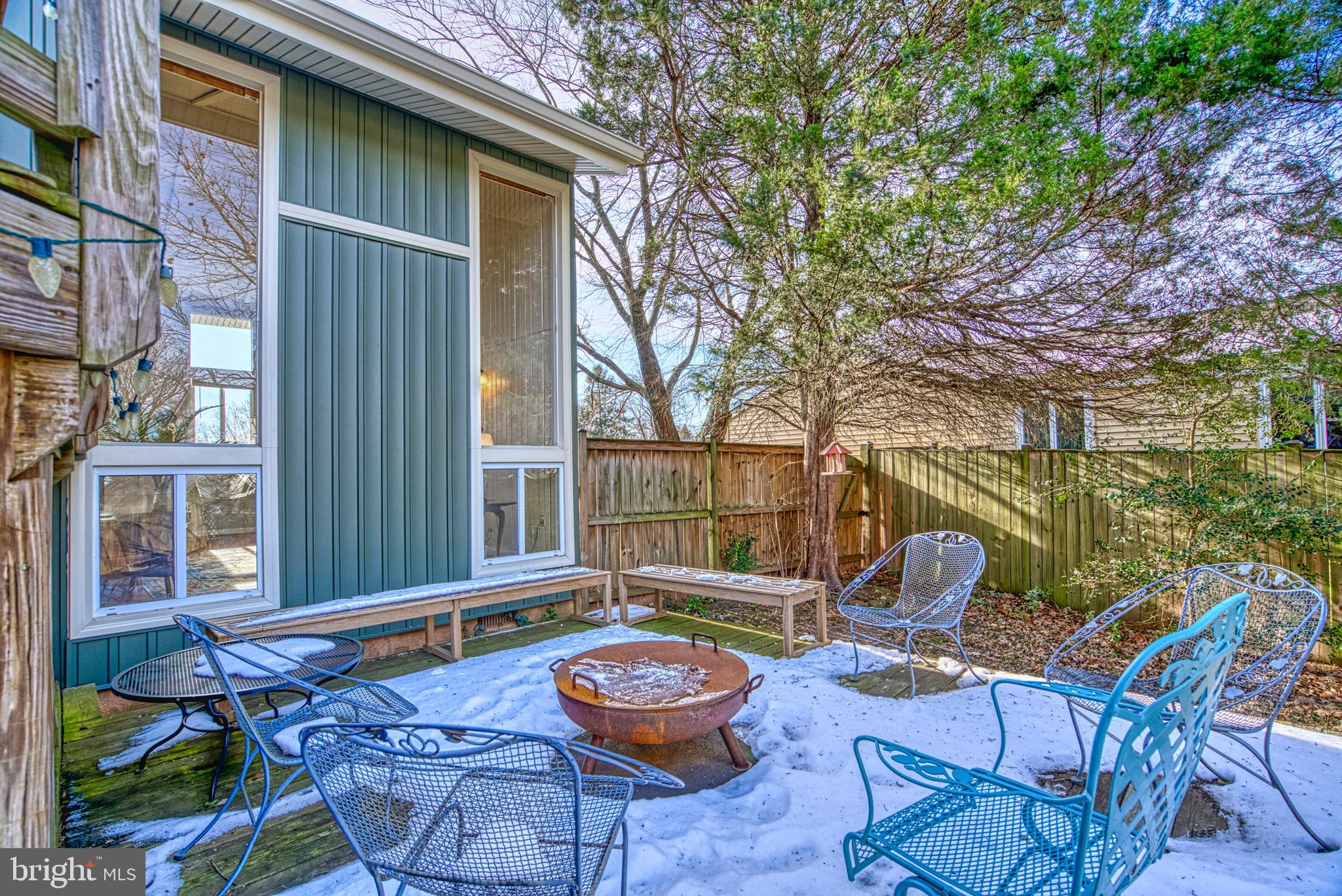 172 Magnolia Road Sterling, VA 20164 - Photo 29 of 32 Gallery Image 29