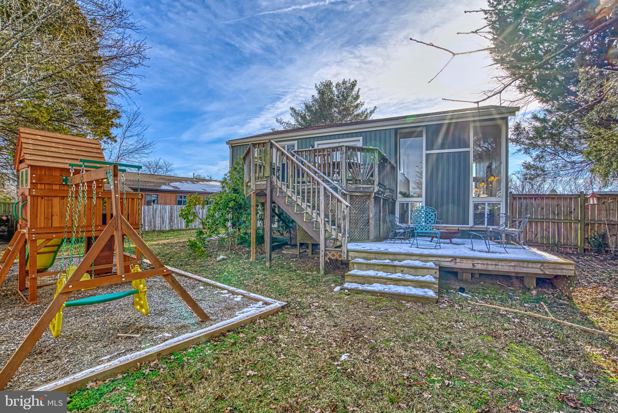 172 Magnolia Road Sterling, VA 20164 - Photo 5 of 32 Gallery Image 5
