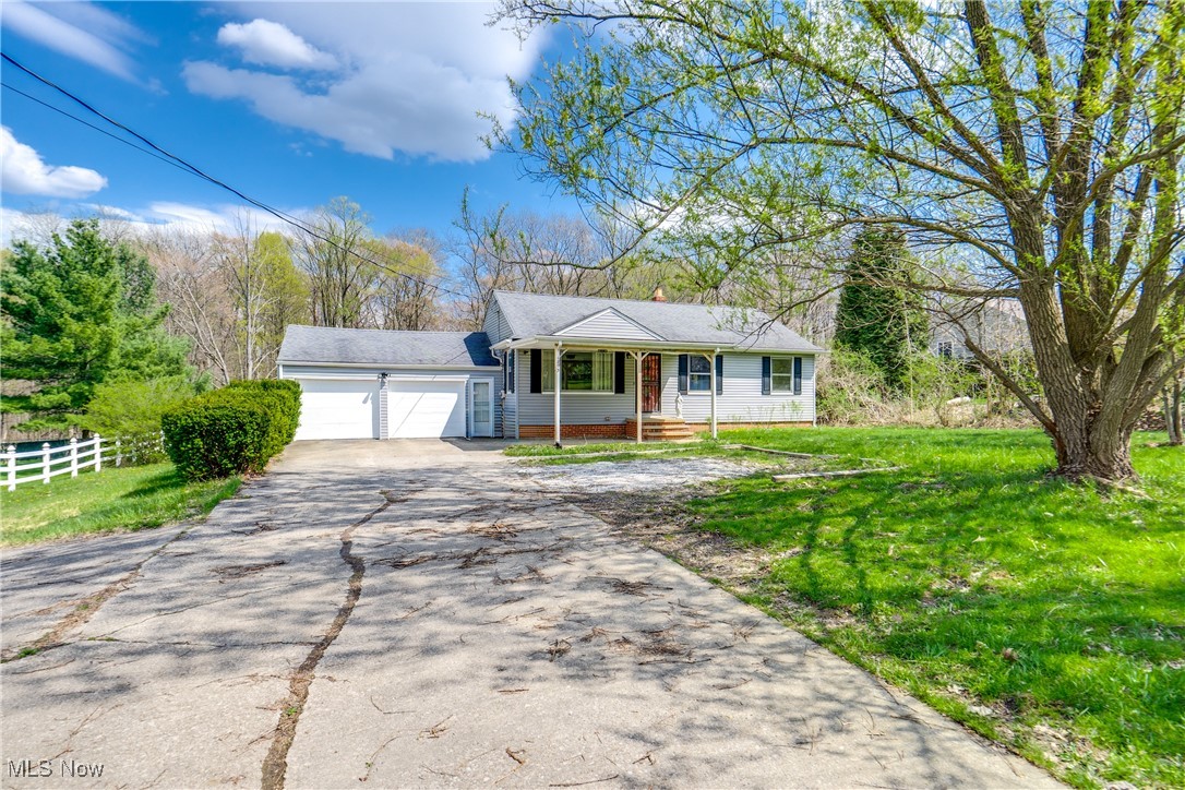 1893 Ridge Road Hinckley, OH 44233 - Photo 2 of 48