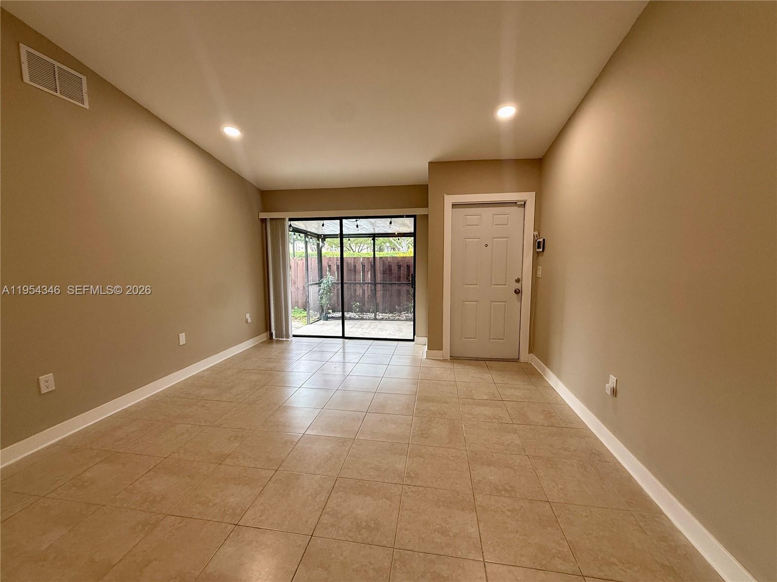 2550 North Nob Hill Road Sunrise, FL 33322 - Photo 5 of 16