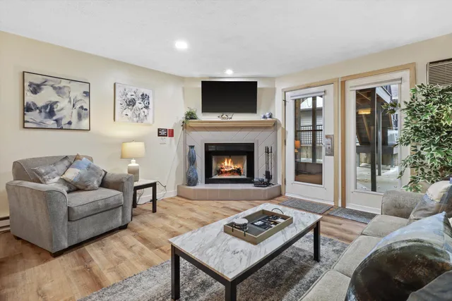 $230,000 | 1093 Canyon Road, Unit 613, Wisconsin Dells, WI 53965