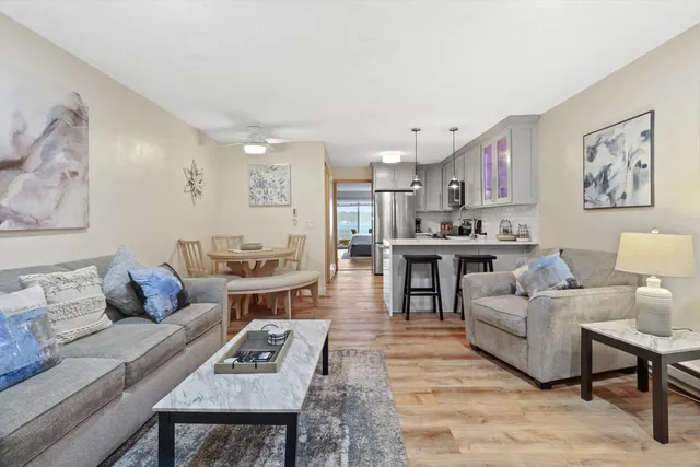 $230,000 | 1093 Canyon Road, Unit 613, Wisconsin Dells, WI 53965