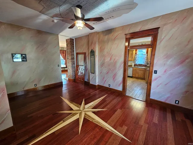 $187,500 | 718 Buntin Street, Vincennes, IN 47591