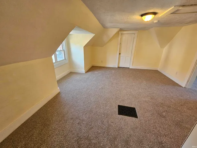 $187,500 | 718 Buntin Street, Vincennes, IN 47591