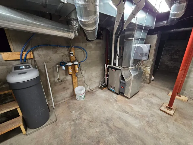 $187,500 | 718 Buntin Street, Vincennes, IN 47591