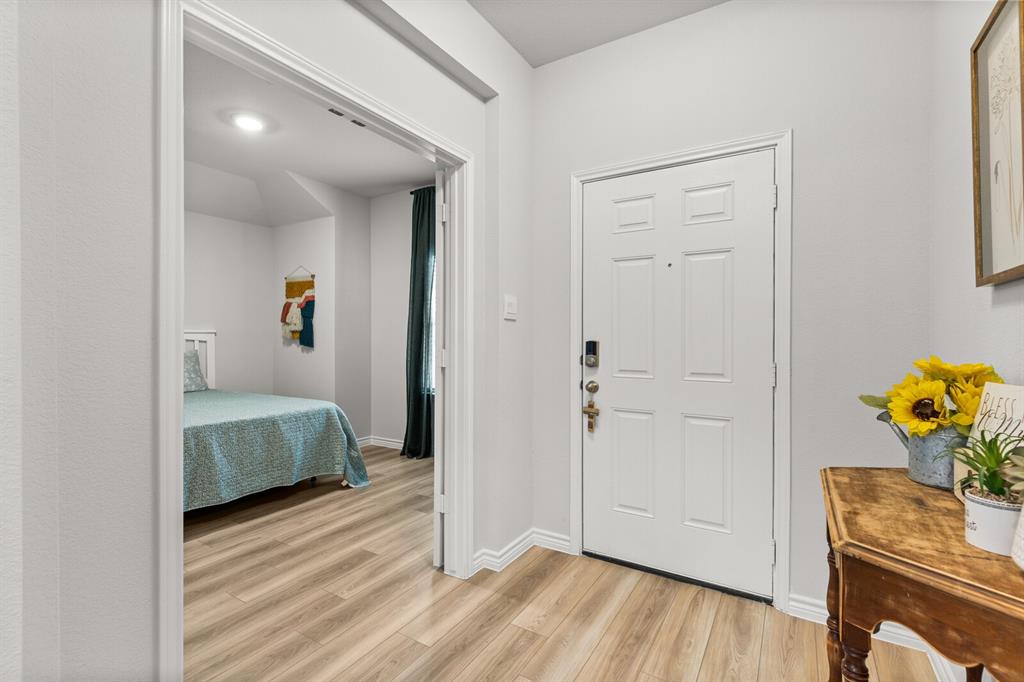 5825 Foggy Lagoon Drive Waco, TX 76708 - Photo 6 of 39