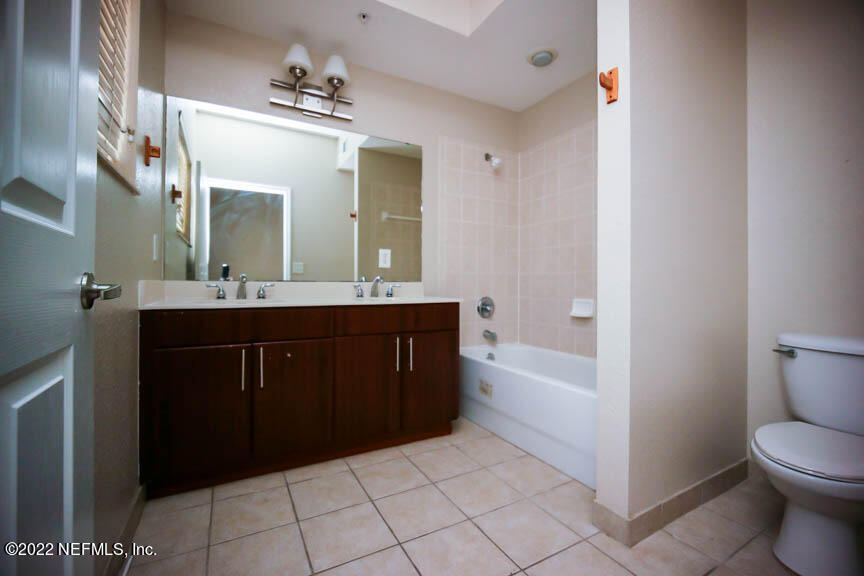 9745 Touchton Road, Unit 2701 Jacksonville, FL 32246 - Photo 20 of 39 JMaster Bathroom
