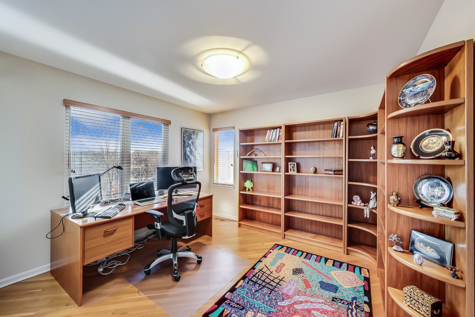 791 Endicott Road Highwood, IL 60040 - Photo 18 of 25 a view of a workspace with furniture and toys