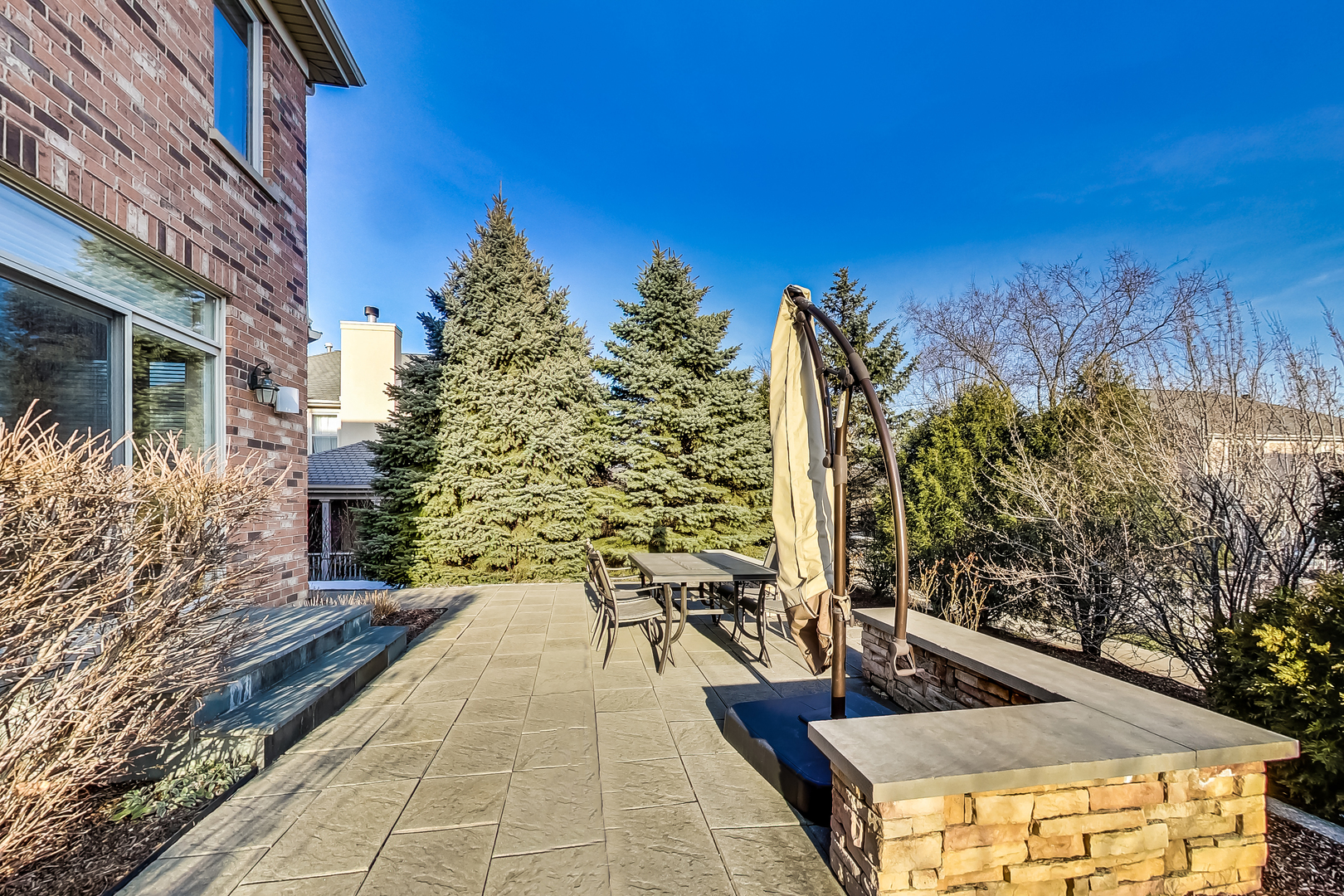 791 Endicott Road Highwood, IL 60040 - Photo 21 of 25 a view of a backyard with plants