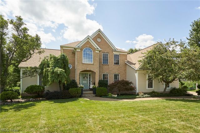 $550,000 | 12399 Bridgemont Avenue Northwest, Uniontown, OH 44685