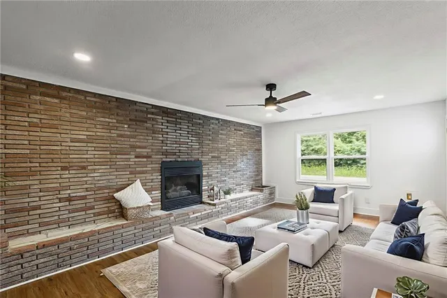 $225,000 | 18714 South Lakeside Lane, Belton, MO 64012