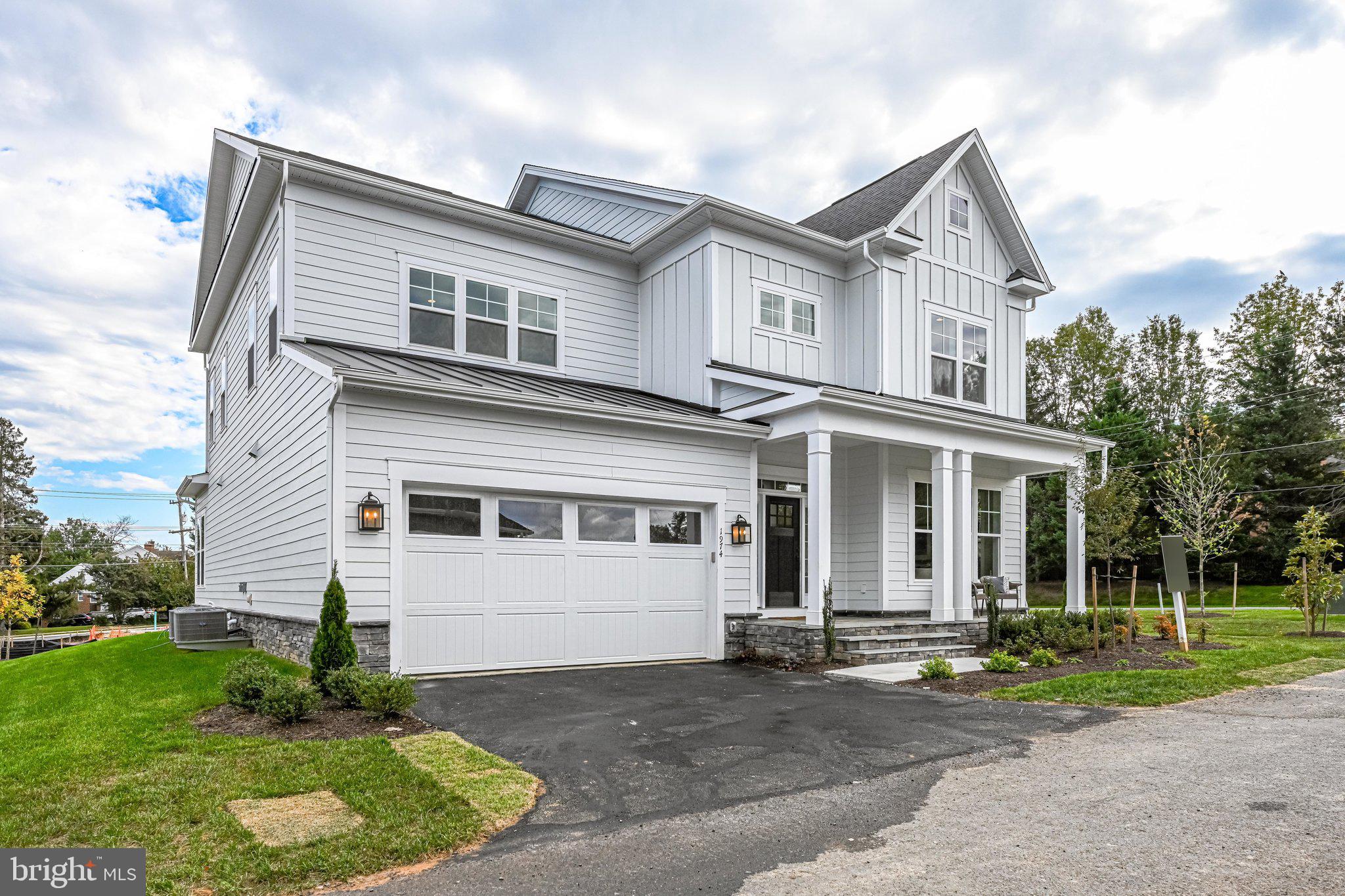 2135 Hilltop Place, Falls Church, VA 22043 Compass