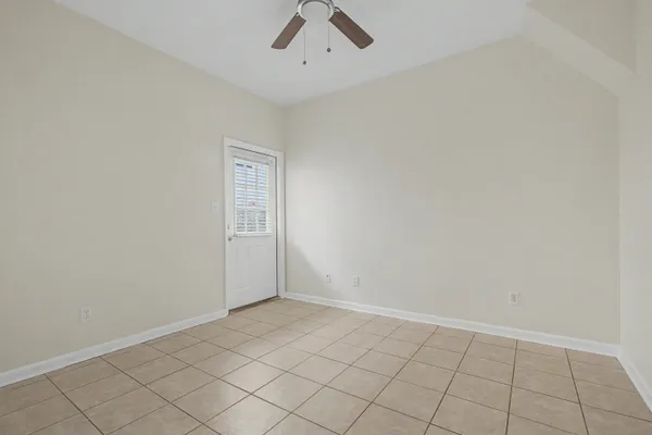 $159,900 | 2403 Hartsfield Road, Unit 401, Tallahassee, FL 32303