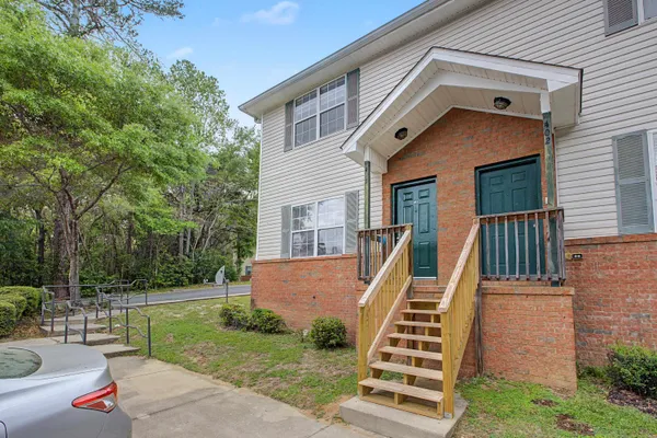 $159,900 | 2403 Hartsfield Road, Unit 401, Tallahassee, FL 32303