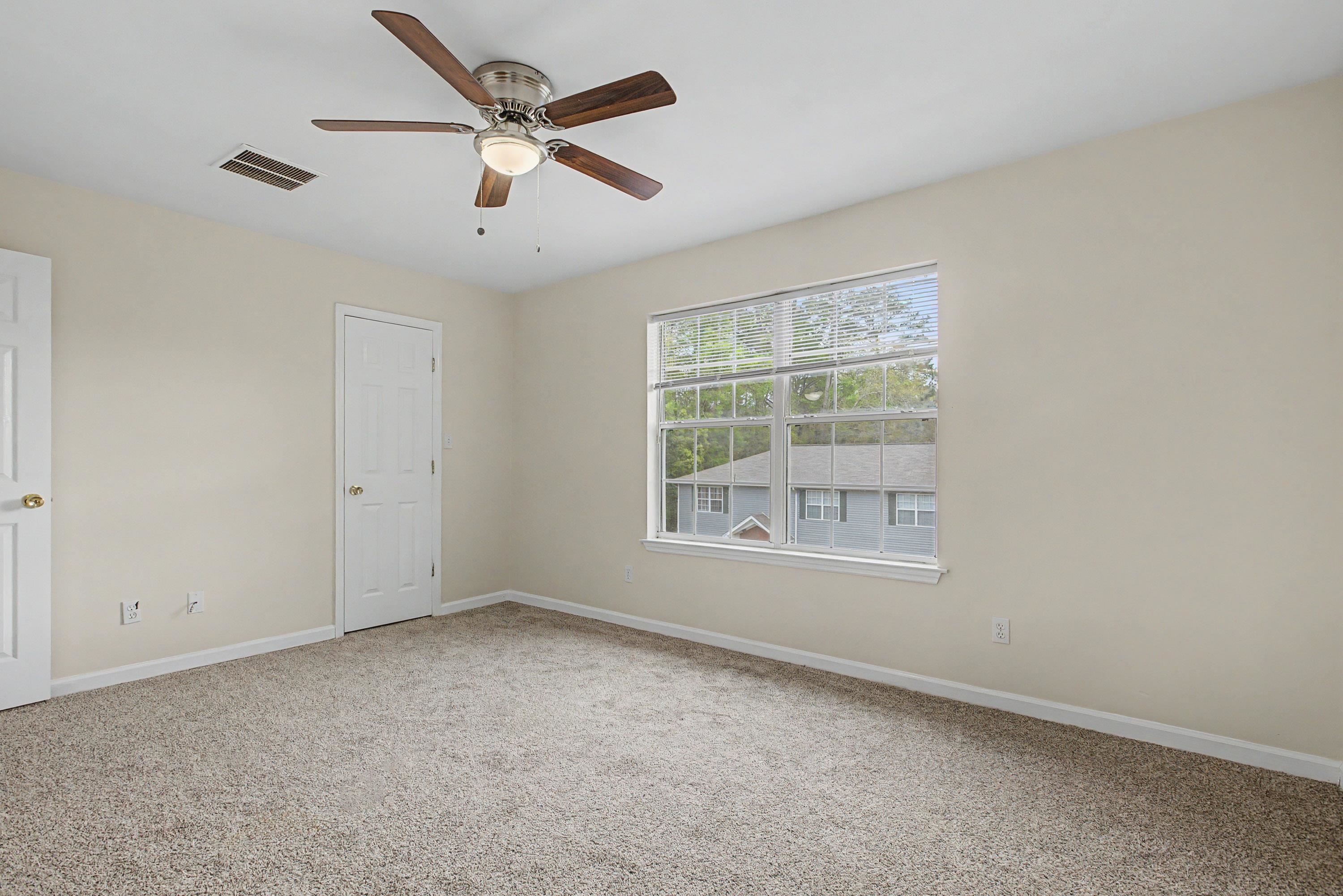 2403 Hartsfield Road, Unit 401 Tallahassee, FL 32303 - Photo 32 of 45