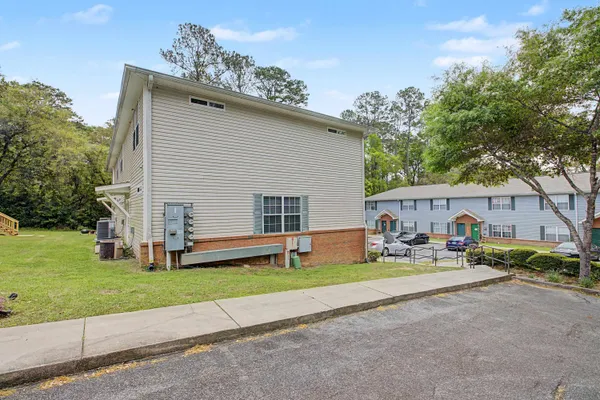 $169,900 | 2403 Hartsfield Road, Unit 401, Tallahassee, FL 32303