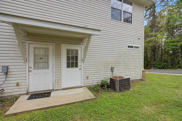$159,900 | 2403 Hartsfield Road, Unit 401, Tallahassee, FL 32303
