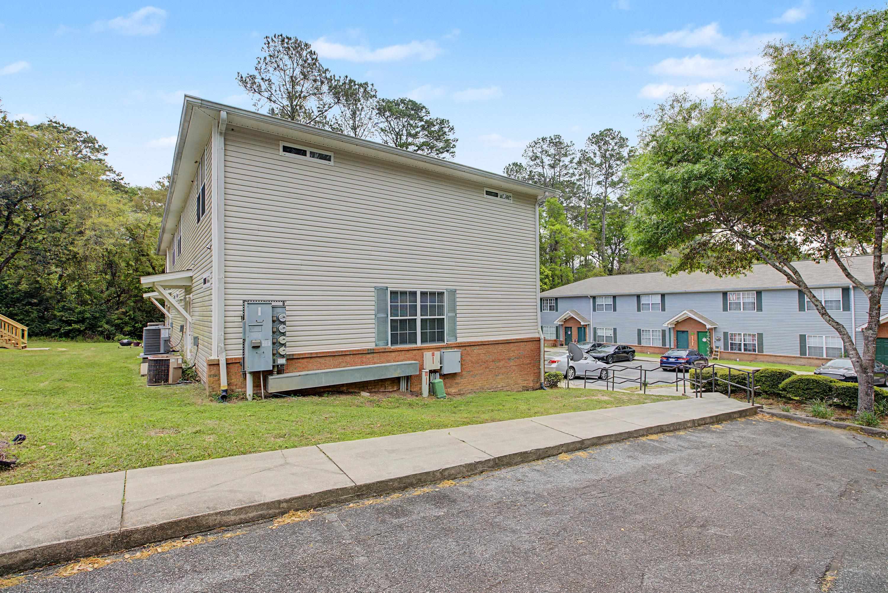 2403 Hartsfield Road, Unit 401 Tallahassee, FL 32303 - Photo 5 of 45