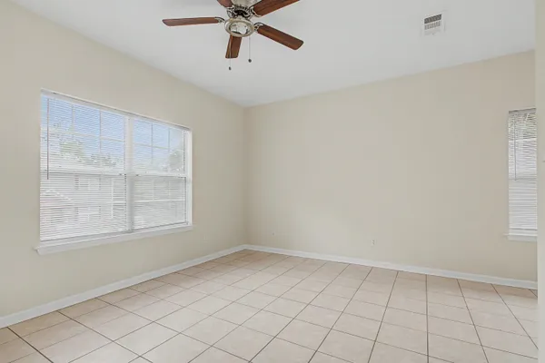 $159,900 | 2403 Hartsfield Road, Unit 401, Tallahassee, FL 32303