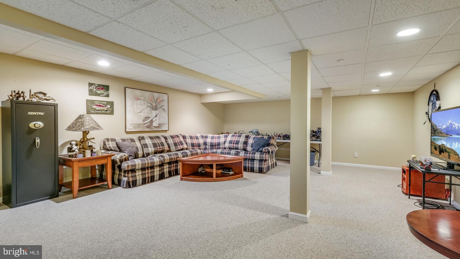 3223 Riding Court Chalfont, PA 18914 - Photo 38 of 53 Gallery Image 38